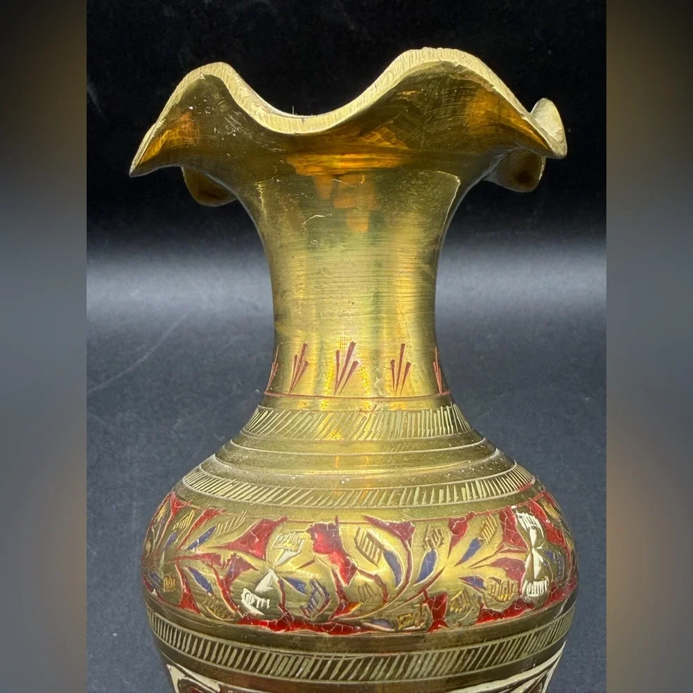 Vintage Etched Enamel Brass Ruffle Rim Bud Vase Table Vase Boho Eclectic Decor - Picture 9 of 14